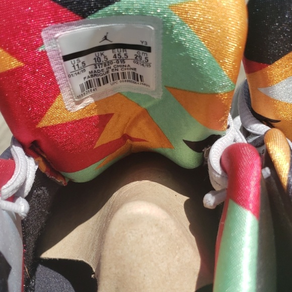 Sneakers - Picture 5 of 6